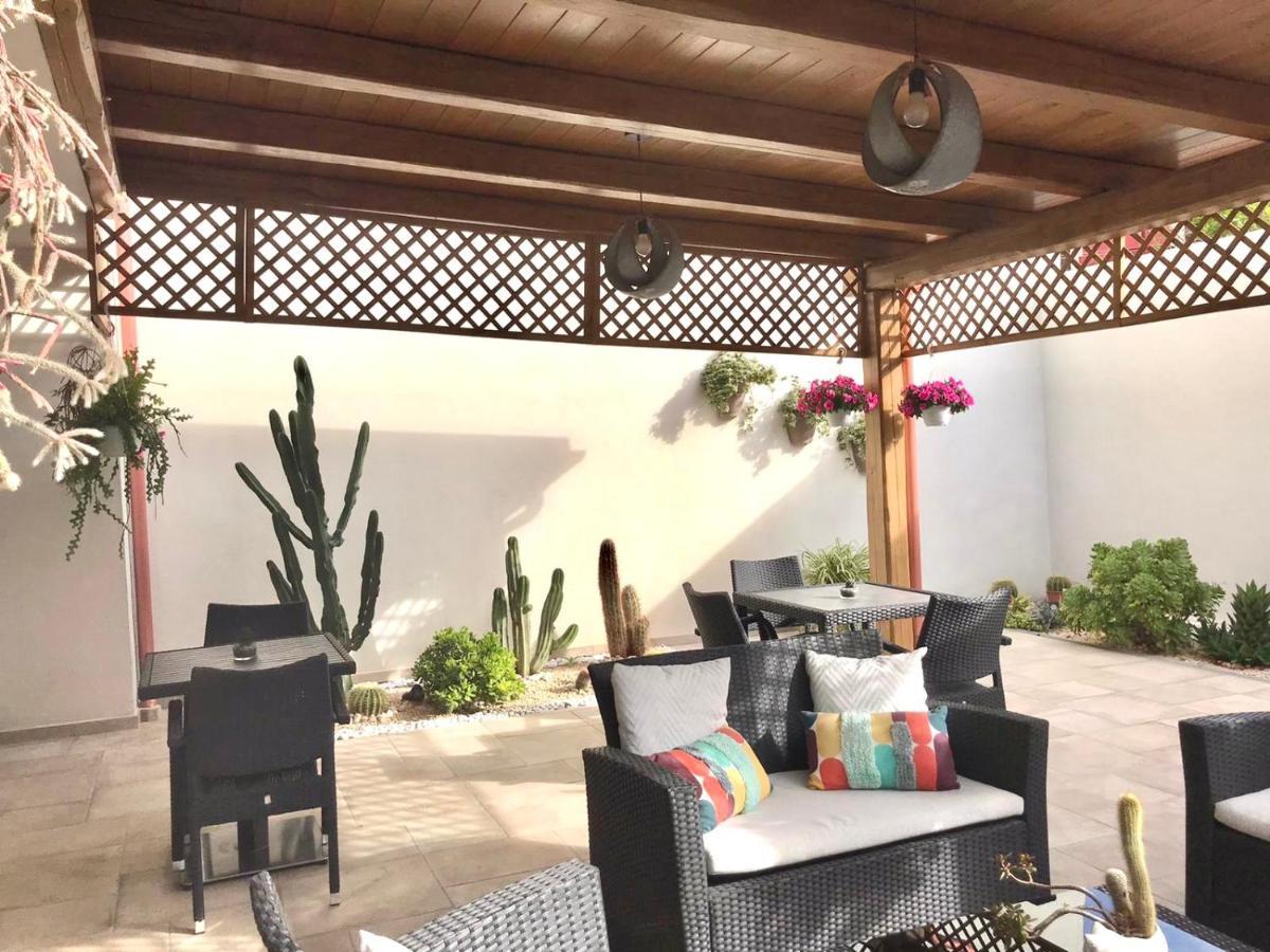 B&B I Colori Dell'Isola Порто-Торрес Экстерьер фото