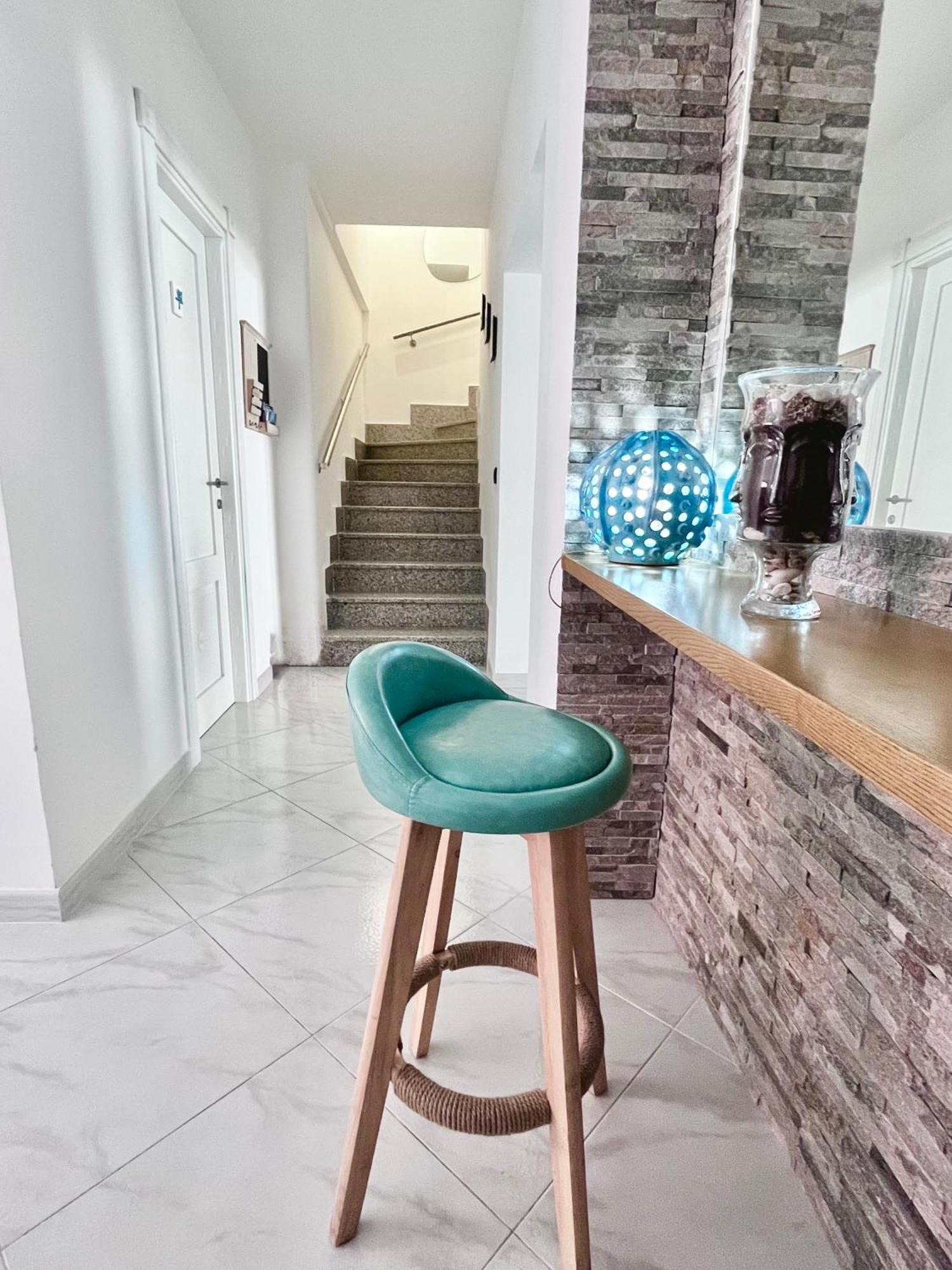 B&B I Colori Dell'Isola Порто-Торрес Экстерьер фото