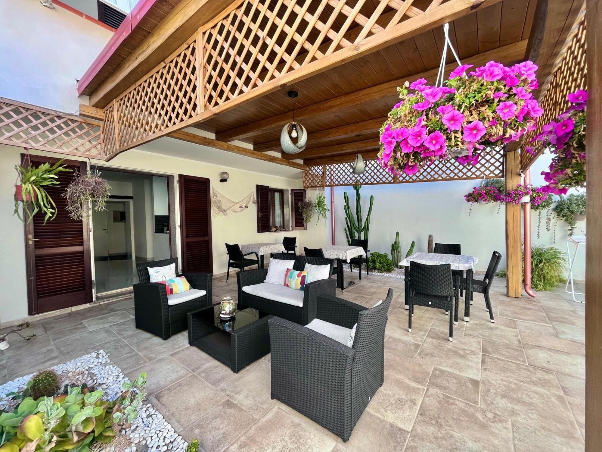 B&B I Colori Dell'Isola Порто-Торрес Экстерьер фото